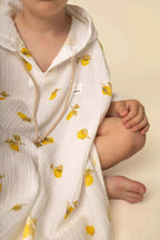 Poncho in mussola con cappuccio -limoni