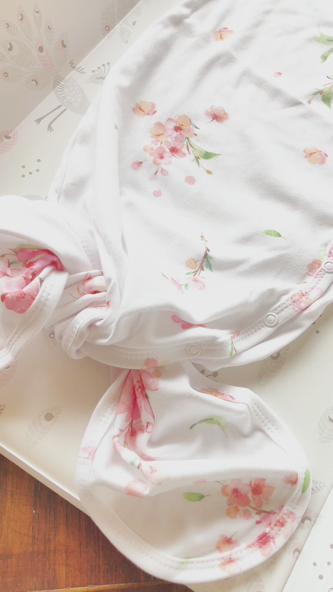 Teddy - Lussuoso body per neonato con nodo Japanese Flowers