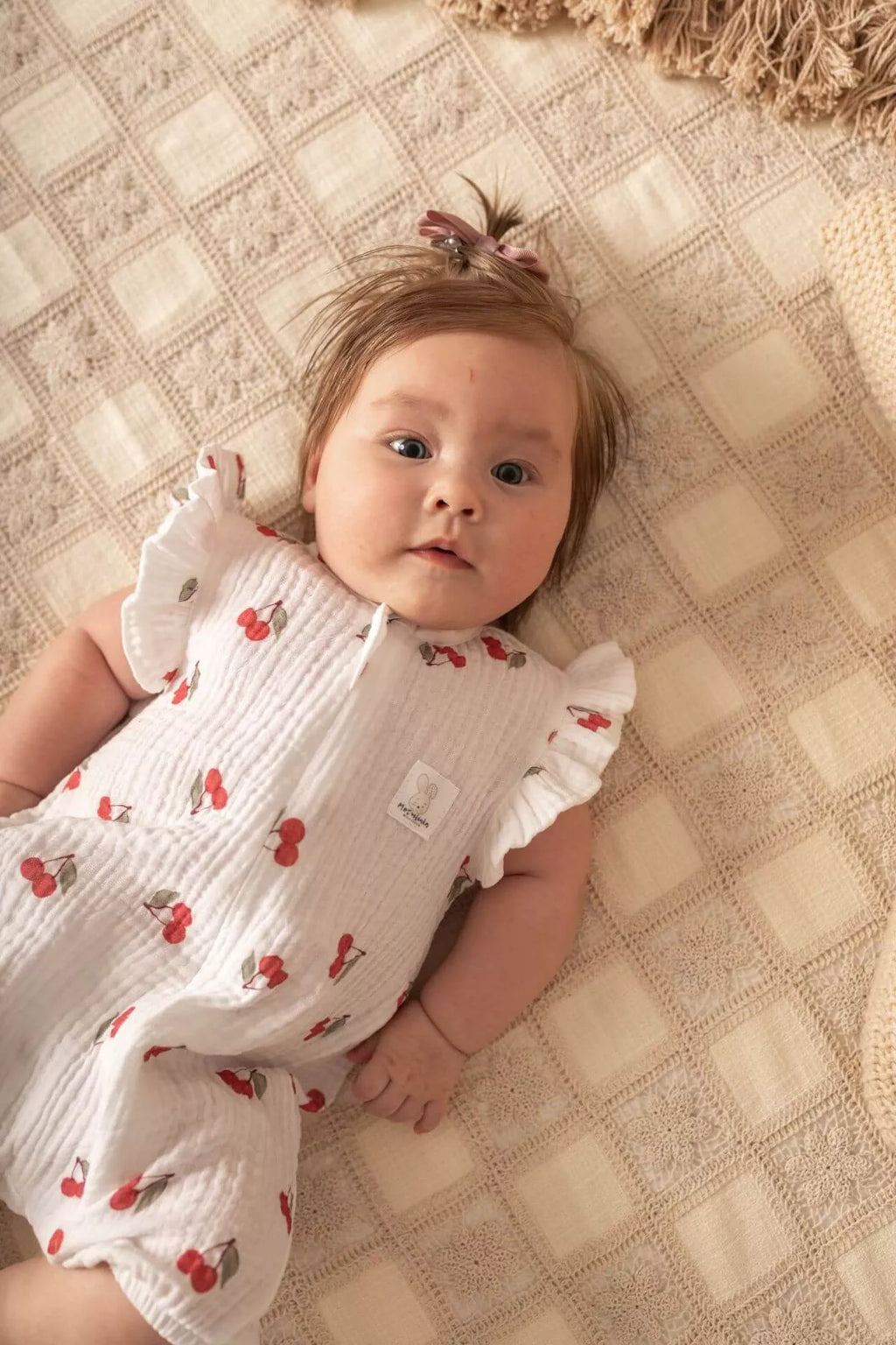 Tutina estiva in mussola frutti del sole - ciliegie,con volant 74 cm